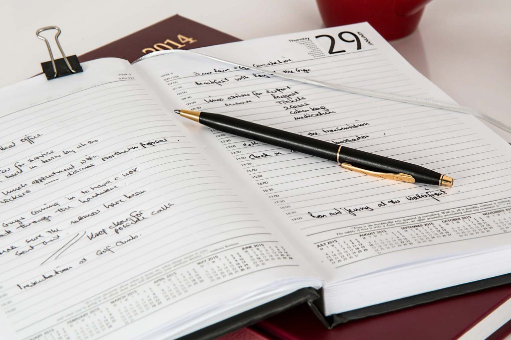 My PA Online virtual assistant UK business supoort service image of diary management.